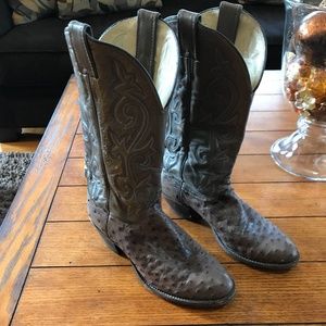 Women's cowboy boots